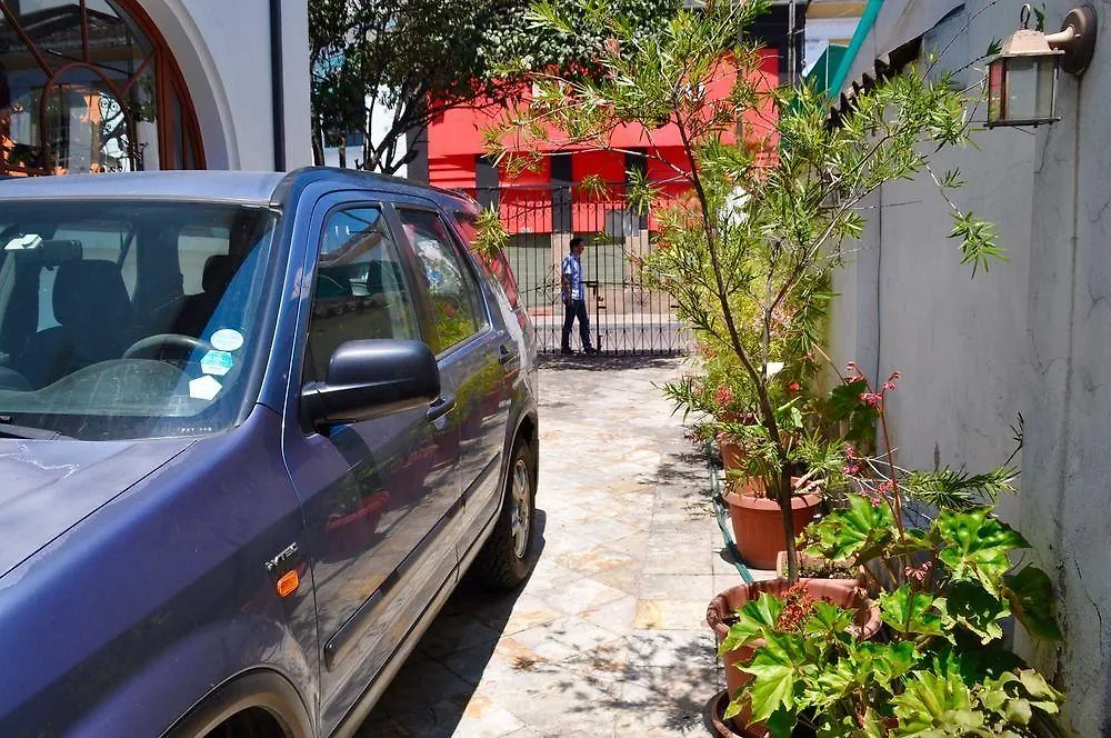 Boutique Hotel Casa Foch Quito Alojamento de Acomodação e Pequeno-almoço