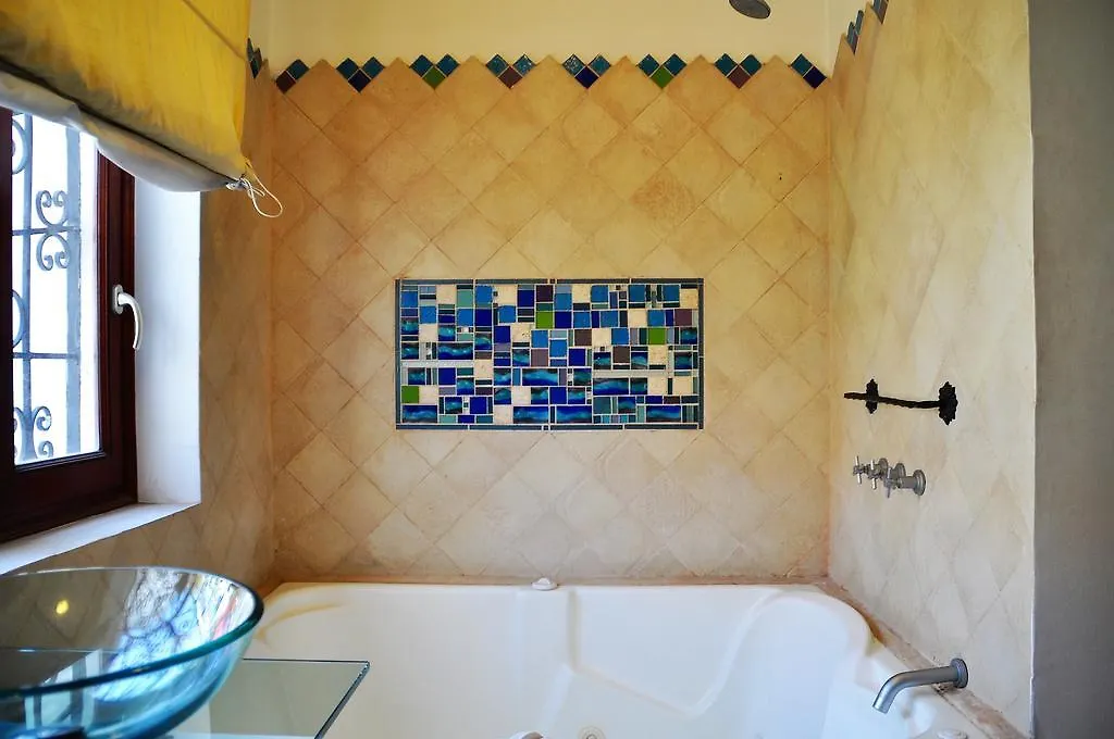 Boutique Hotel Casa Foch Quito Alojamento de Acomodação e Pequeno-almoço