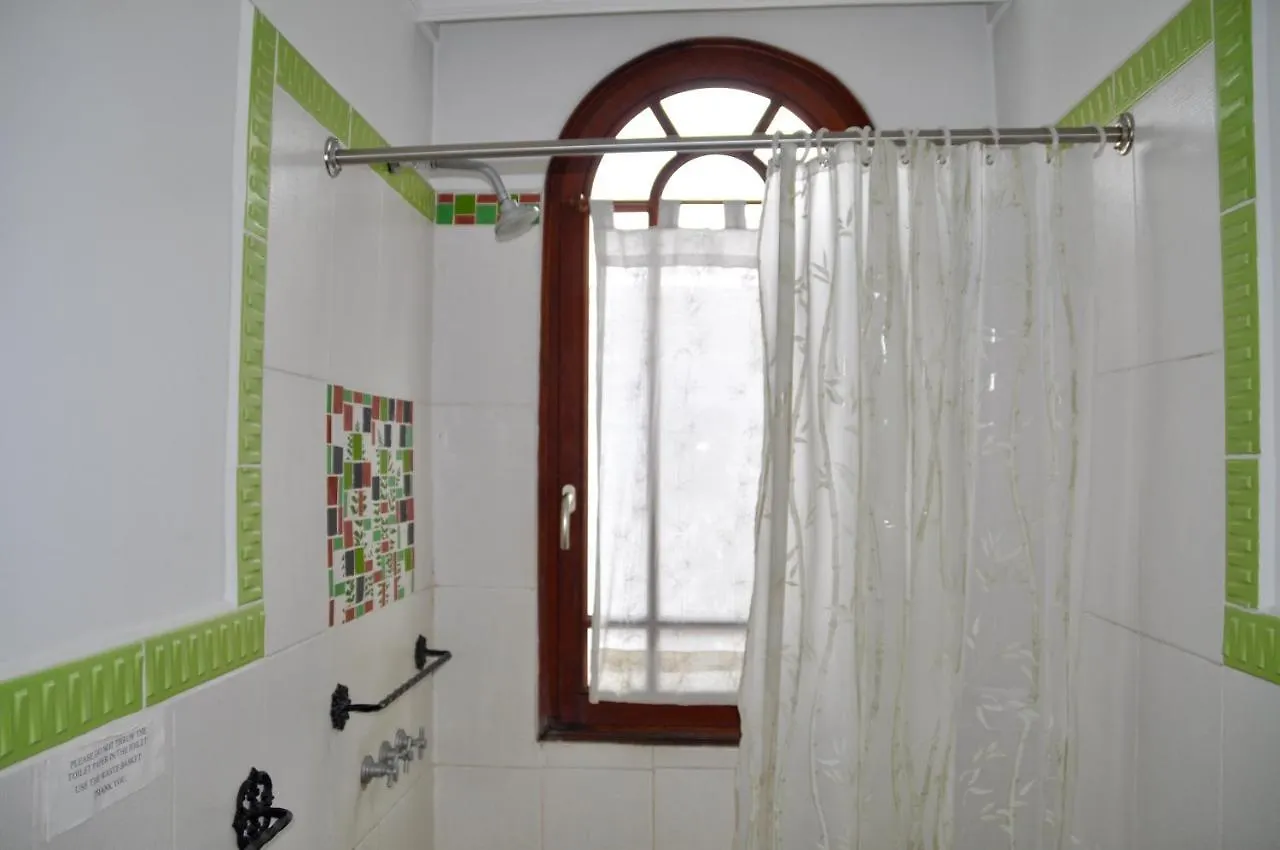לינה וארוחת בוקר קיטו Boutique Hotel Casa Foch