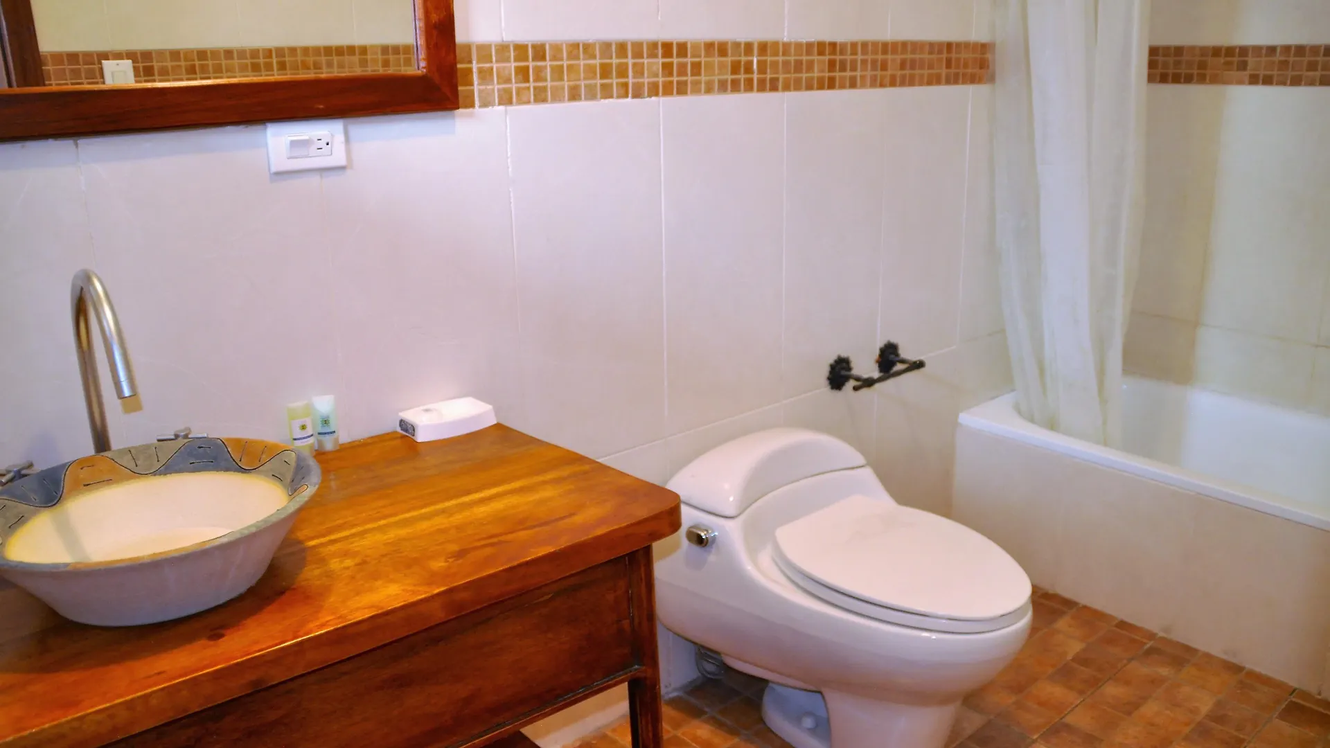 קיטו Boutique Hotel Casa Foch לינה וארוחת בוקר