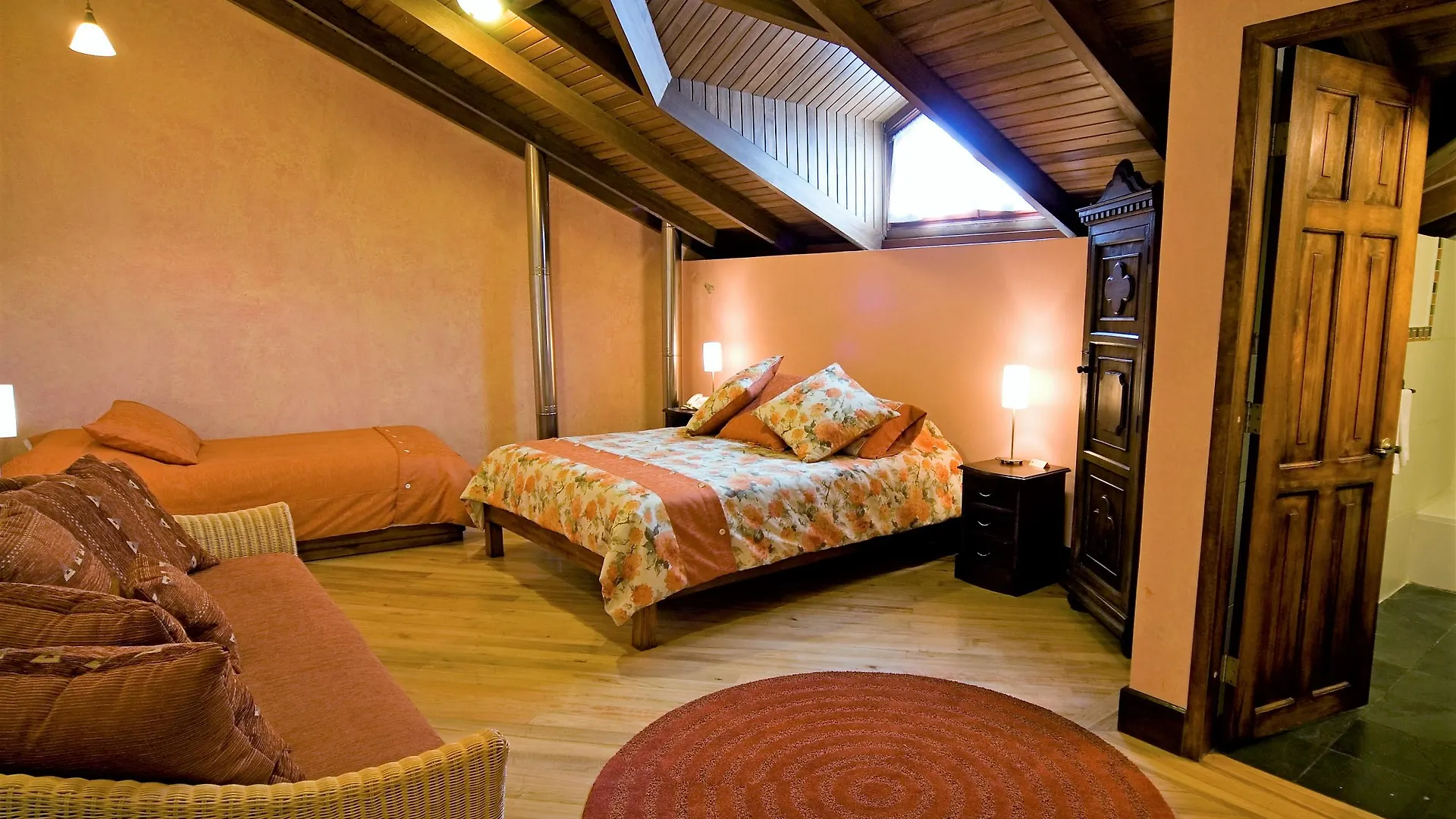 קיטו Boutique Hotel Casa Foch לינה וארוחת בוקר