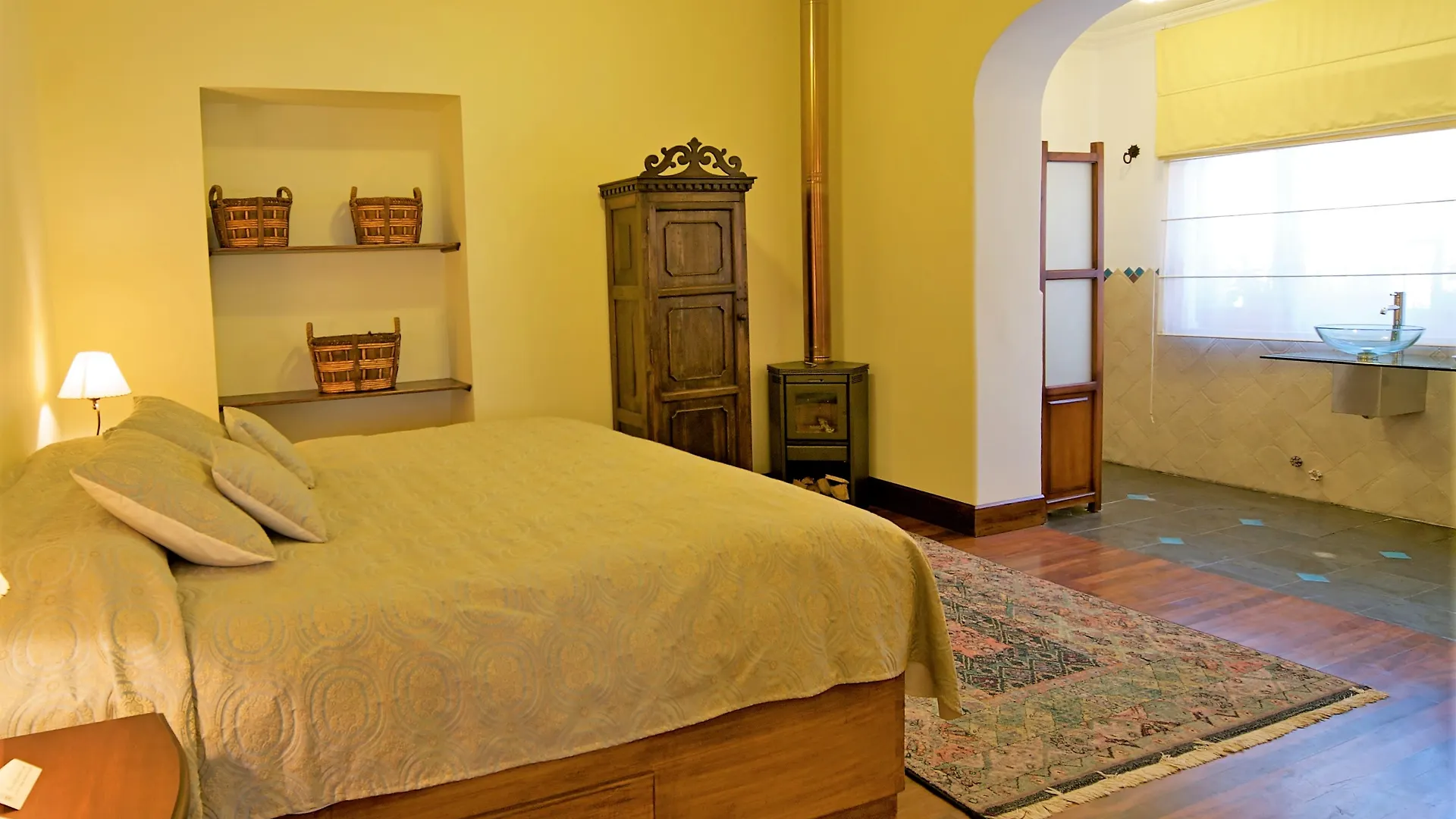 *** לינה וארוחת בוקר קיטו Boutique Hotel Casa Foch אקוודור