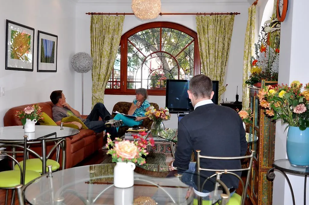 לינה וארוחת בוקר קיטו Boutique Hotel Casa Foch