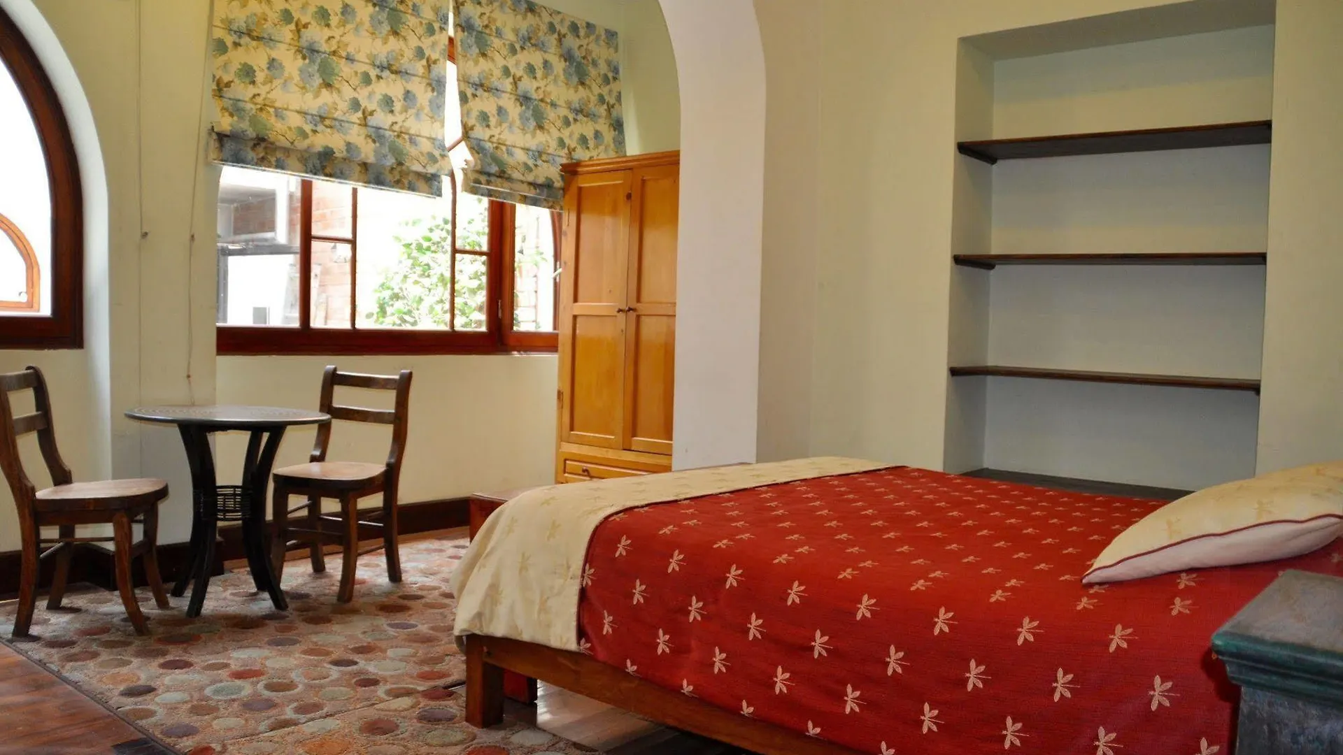 לינה וארוחת בוקר קיטו Boutique Hotel Casa Foch